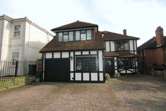 5 Bedroom Detached